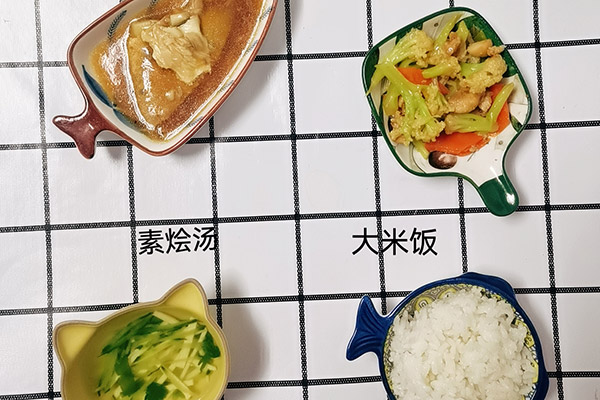 午餐