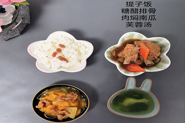 午餐
