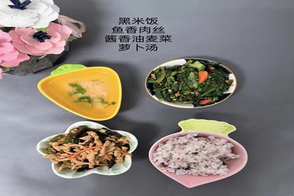 午餐